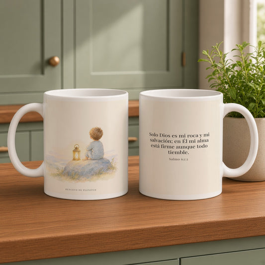 Solo Dios es mi roca y mi salvación | Taza cristiana en dos tamaños | Salmo 62:2 — 15oz · Cocina verde salvia, arte y frase devocional en dos tazas