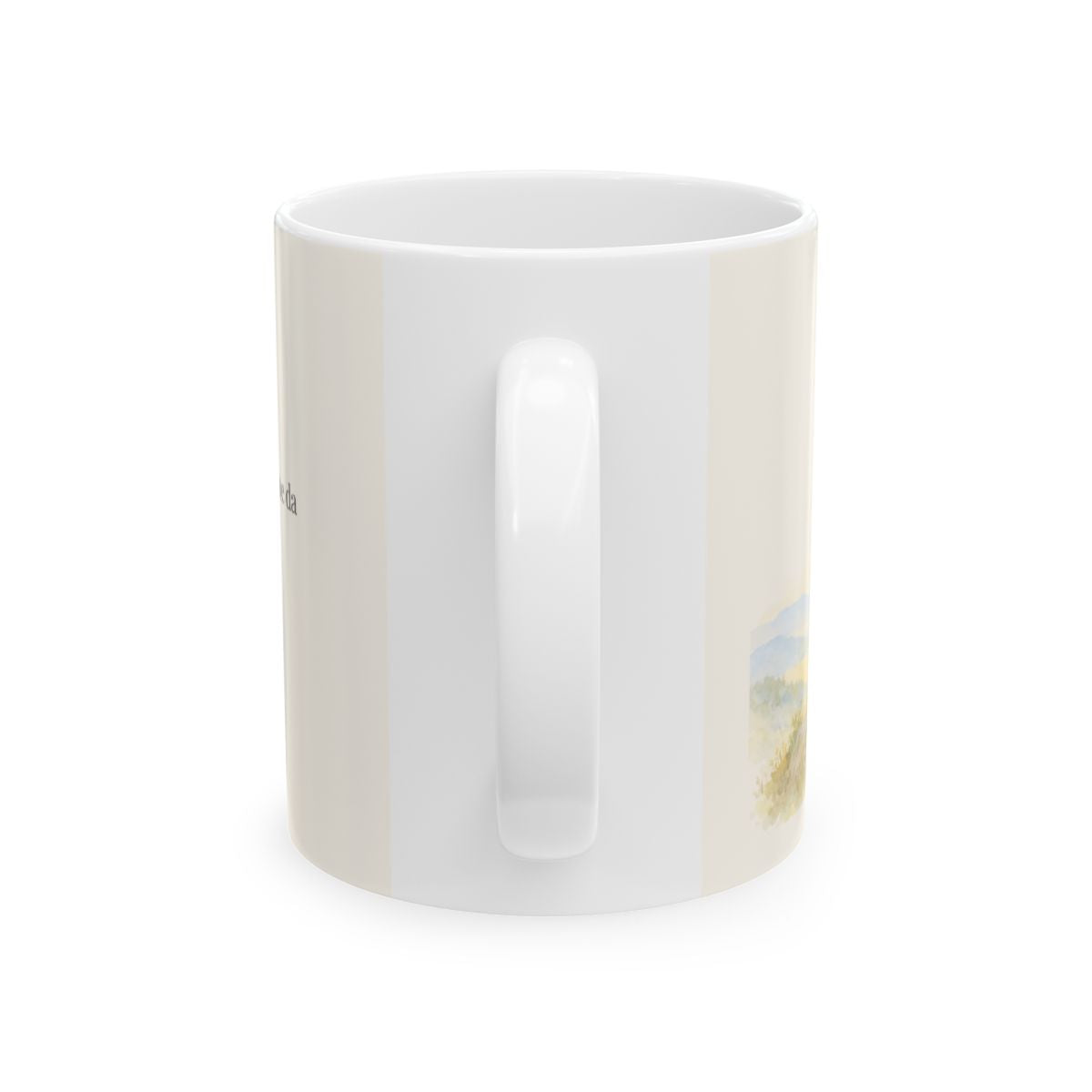 Gracias a Dios, que nos da la victoria | Taza devocional de fe | 1 Corintios 15:57 — 11 oz · Vista posterior