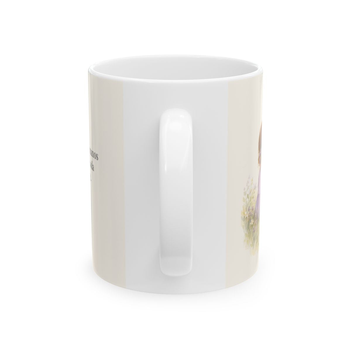 El Señor cuida del día que todavía no llega | Taza bíblica para café | Mateo 6:34 — 11 oz · Vista posterior