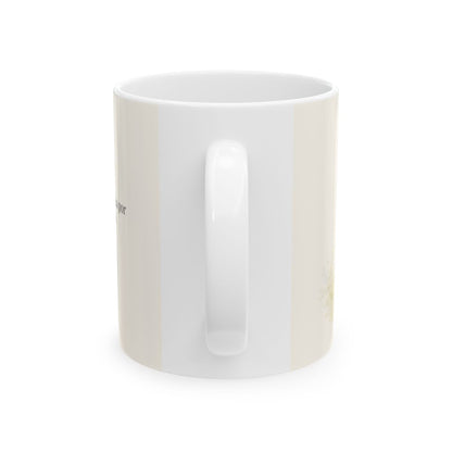 Dios guarda su pacto por mil generaciones | Taza devocional de fe | Deuteronomio 7:9 — 11 oz · Vista posterior