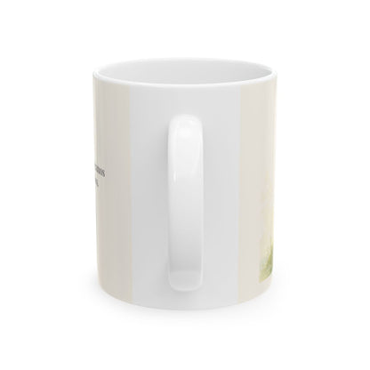 Soy hija amada de Dios | Taza con arte cristiano | 1 Juan 3:1 — 11 oz · Vista posterior
