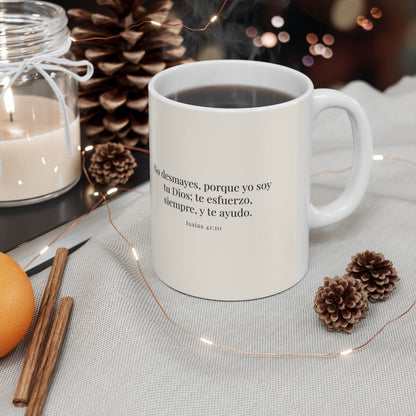 Dios me esfuerza y me ayuda | Taza bíblica para café | Isaías 41:10 — 11 oz · Contexto 1