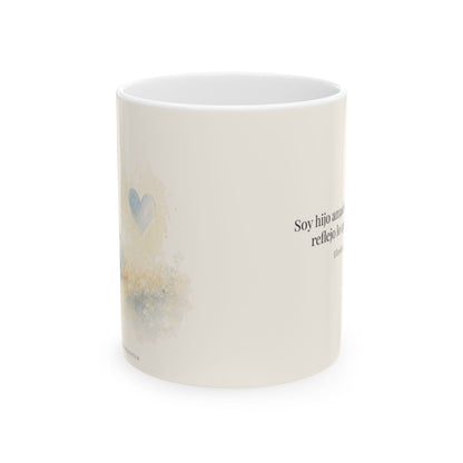 Soy hijo amado de Dios | Taza cristiana en dos tamaños | Efesios 5:1 — 11 oz · Vista frontal