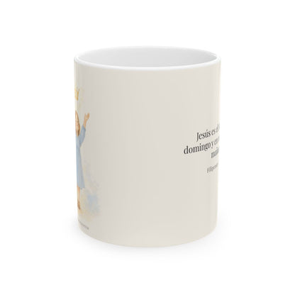 Jesús es el Señor | Taza cristiana con frase devocional | Filipenses 2:10-11 — 11 oz · Vista frontal