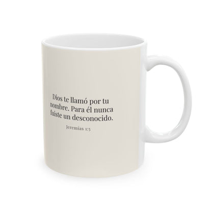 Dios me llamó por mi nombre | Taza cristiana en dos tamaños | Jeremías 1:5 — 11 oz · Cara bíblica