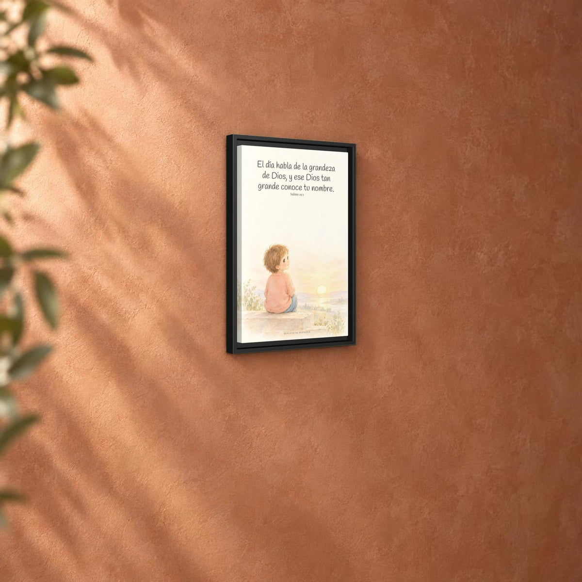 El día habla de la grandeza de Dios | Lienzo cristiano decorativo | Salmo 19:1 — 12×18 pulgadas, marco negro, vista angular ambiental del marco flotante, escala física calibrada