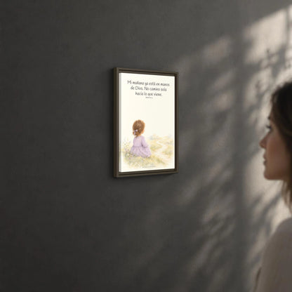 El Señor cuida del día que todavía no llega | Arte bíblico para pared | Mateo 6:34 — 12×18 pulgadas, marco espresso, vista angular ambiental del marco flotante, escala física calibrada