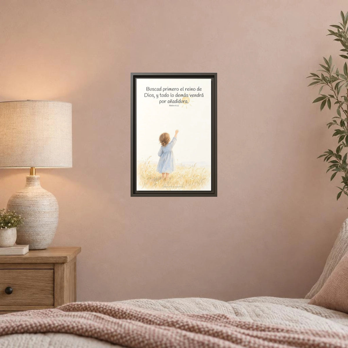 Buscad primero el reino de Dios — Lienzo Cristiano Enmarcado | Mateo 6:33 — 12×18 pulgadas, marco espresso, vista frontal ambiental, escala física calibrada