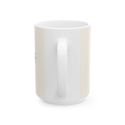 El amigo del esposo se alegra | Taza bíblica de cerámica | Juan 3:29 — 15 oz · Vista posterior