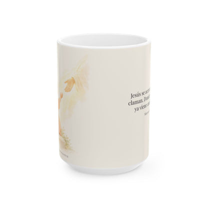 Jesús se acerca a los que claman | Taza cristiana para regalar | Marcos 9:24 — 15 oz · Vista frontal