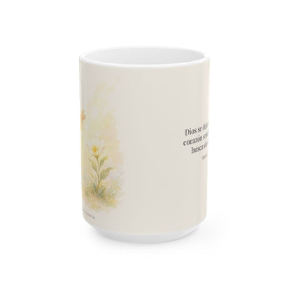 Dios se deja ver por el corazón sencillo | Taza de inspiración bíblica | Mateo 5:8 — 15 oz · Vista frontal