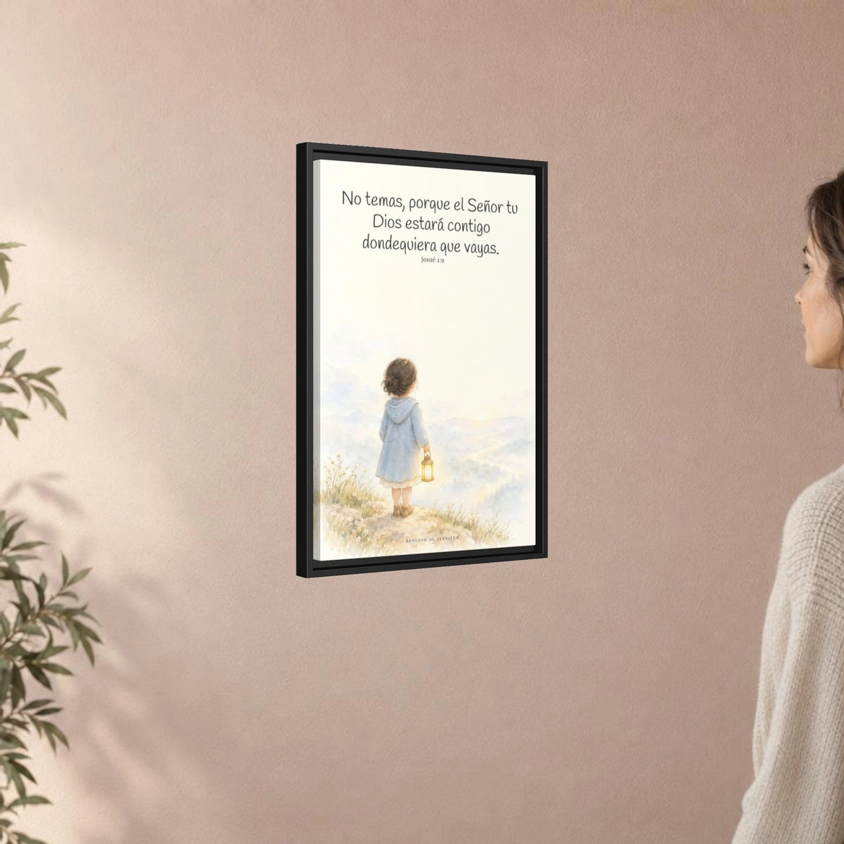 Jehová tu Dios estará contigo — Lienzo Cristiano Enmarcado | Josué 1:9 — 16×24 pulgadas, marco negro, vista angular ambiental del marco flotante, escala física calibrada