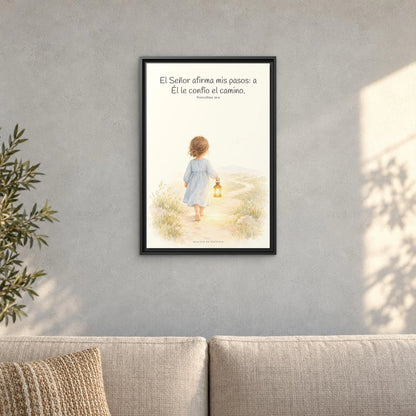 El Señor dirige mis pasos este año — Lienzo Cristiano Enmarcado | Proverbios 16:9 — 16×24 pulgadas, marco negro, vista frontal ambiental, escala física calibrada