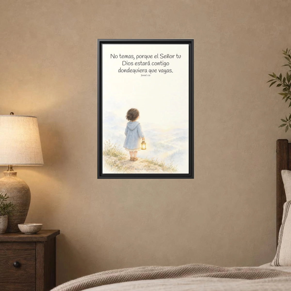 Jehová tu Dios estará contigo — Lienzo Cristiano Enmarcado | Josué 1:9 — 16×24 pulgadas, marco negro, vista frontal ambiental, escala física calibrada