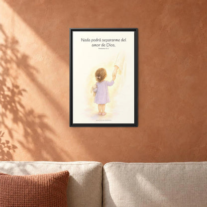 Nada podrá separarme del amor de Dios | Cuadro de inspiración bíblica | Romanos 8:31 — 16×24 pulgadas, marco negro, vista frontal ambiental, escala física calibrada
