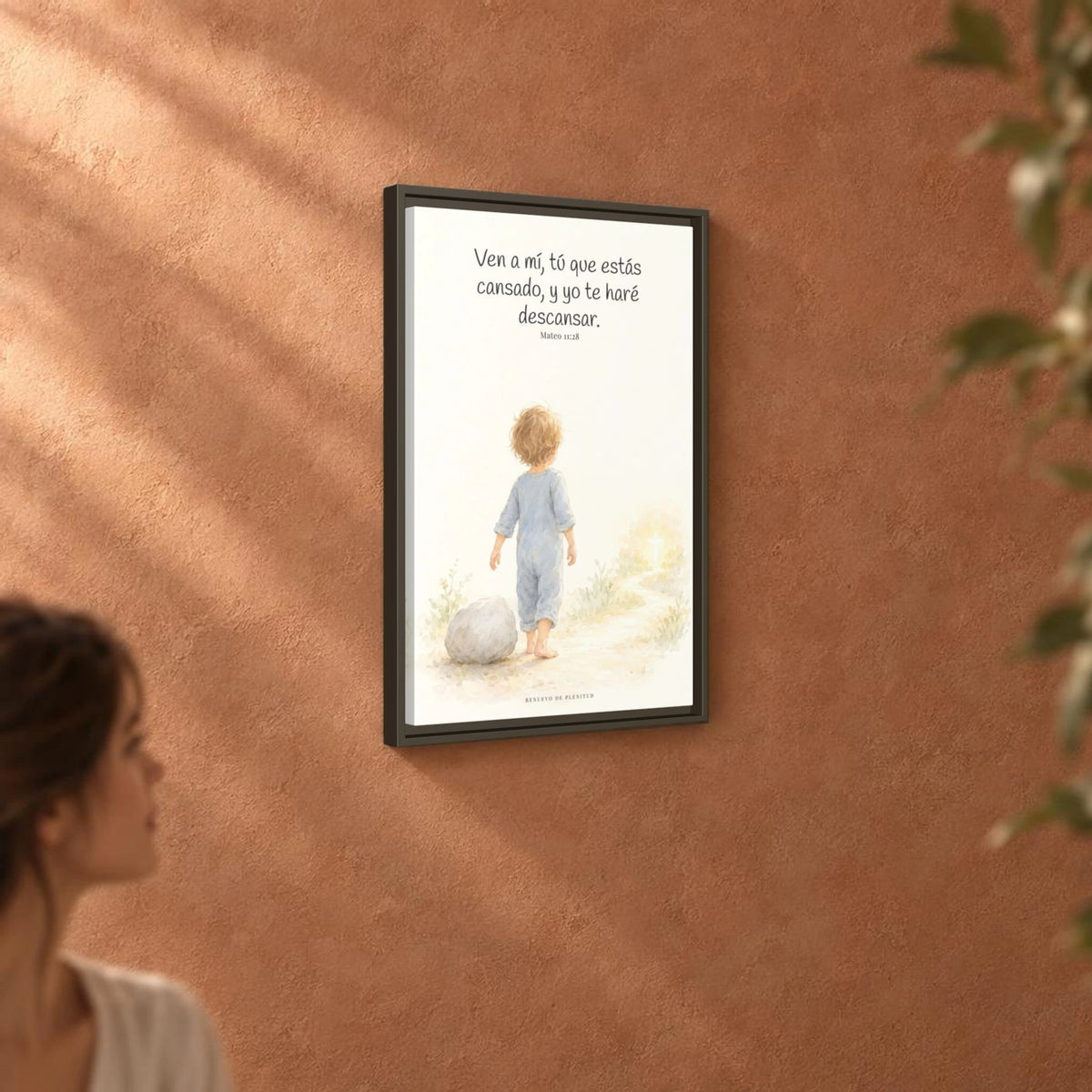 Ven a mí y yo te haré descansar — Lienzo Cristiano Enmarcado | Mateo 11:28 — 16×24 pulgadas, marco espresso, vista angular ambiental del marco flotante, escala física calibrada