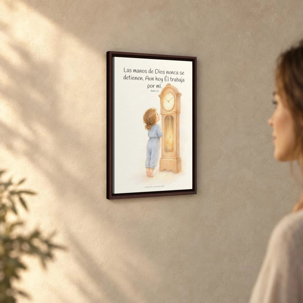 Las manos de Dios no se detienen por mí | Arte bíblico para pared | Juan 5:17 — 16×24 pulgadas, marco espresso, vista angular ambiental del marco flotante, escala física calibrada