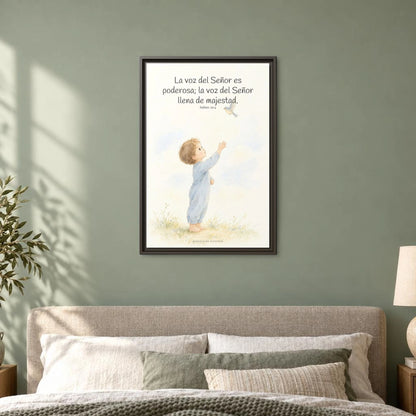 La voz de Jehová es poderosa y llena de majestad — Lienzo Cristiano Enmarcado | Salmo 29:4 — 16×24 pulgadas, marco espresso, vista frontal ambiental, escala física calibrada