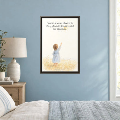 Buscad primero el reino de Dios — Lienzo Cristiano Enmarcado | Mateo 6:33 — 16×24 pulgadas, marco espresso, vista frontal ambiental, escala física calibrada