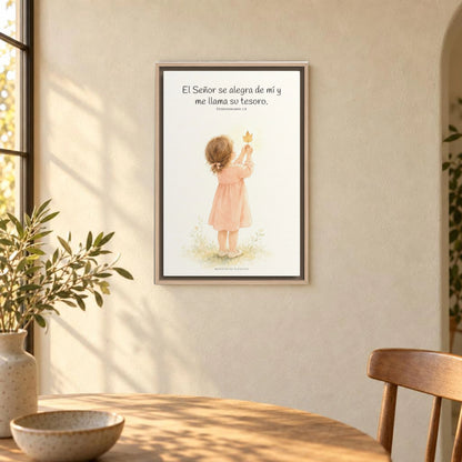 El Señor se alegra de mí | Decoración cristiana enmarcada | Deuteronomio 7:6 — 16×24 pulgadas, marco natural, vista frontal ambiental, escala física calibrada