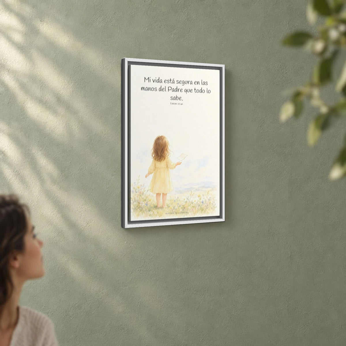 Confío en el Padre que todo lo sabe | Decoración cristiana enmarcada | Lucas 22:42 — 16×24 pulgadas, marco blanco, vista angular ambiental del marco flotante, escala física calibrada