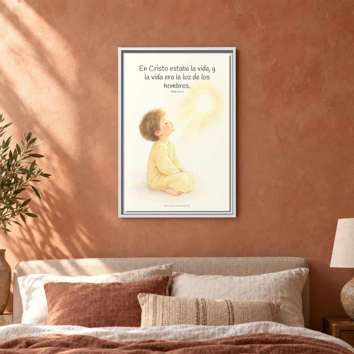 En Cristo está la vida que ilumina a todos | Cuadro de fe enmarcado | Juan 1:4-5 — 16×24 pulgadas, marco blanco, vista frontal ambiental, escala física calibrada
