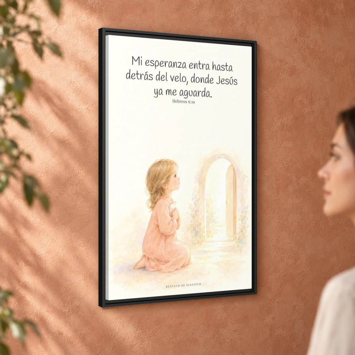Mi esperanza entra hasta detrás del velo — Lienzo Cristiano Enmarcado | Hebreos 6:19 — 24×36 pulgadas, marco negro, vista angular ambiental del marco flotante, escala física calibrada