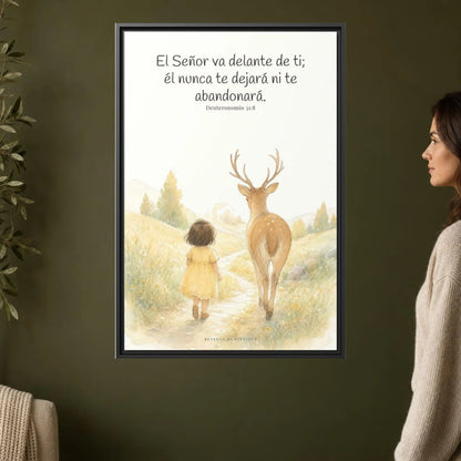 Jehová va delante de ti — Lienzo Cristiano Enmarcado | Deuteronomio 31:8 — 24×36 pulgadas, marco negro, vista frontal ambiental, escala física calibrada