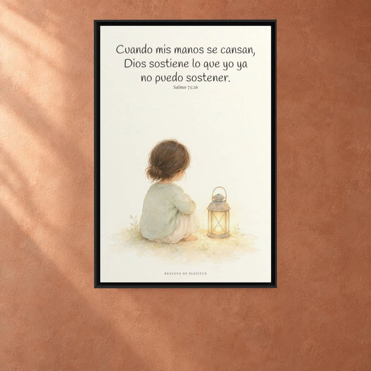 Dios sostiene lo que yo ya no puedo sostener | Cuadro cristiano enmarcado | Salmo 73:26 — 24×36 pulgadas, marco negro, vista frontal ambiental, escala física calibrada