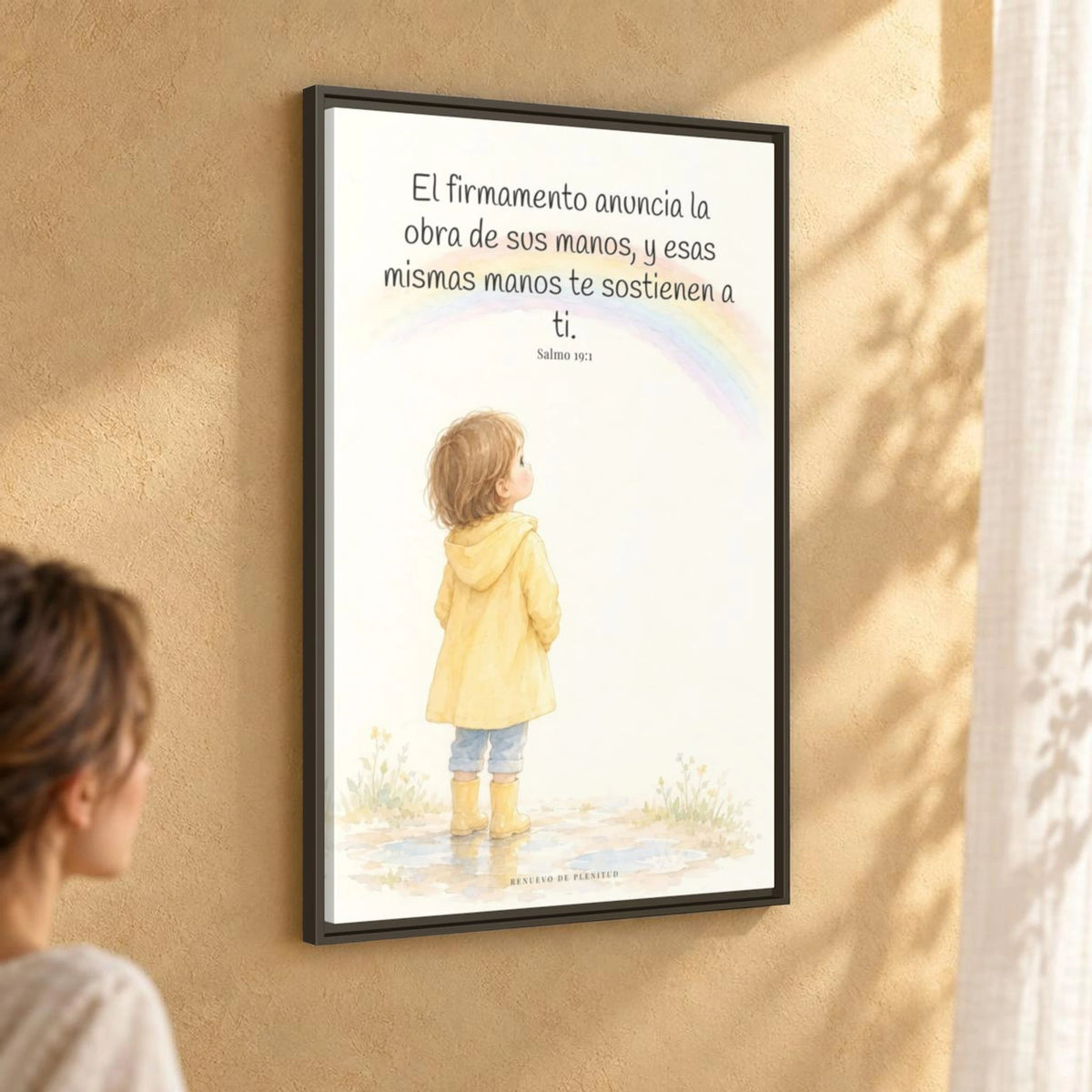 El firmamento anuncia la obra de sus manos — Lienzo Cristiano Enmarcado | Salmo 19:1 — 24×36 pulgadas, marco espresso, vista angular ambiental del marco flotante, escala física calibrada
