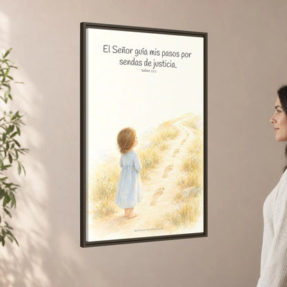 El Señor guía mis pasos — Lienzo Cristiano Enmarcado | Salmo 23:3 — 24×36 pulgadas, marco espresso, vista angular ambiental del marco flotante, escala física calibrada