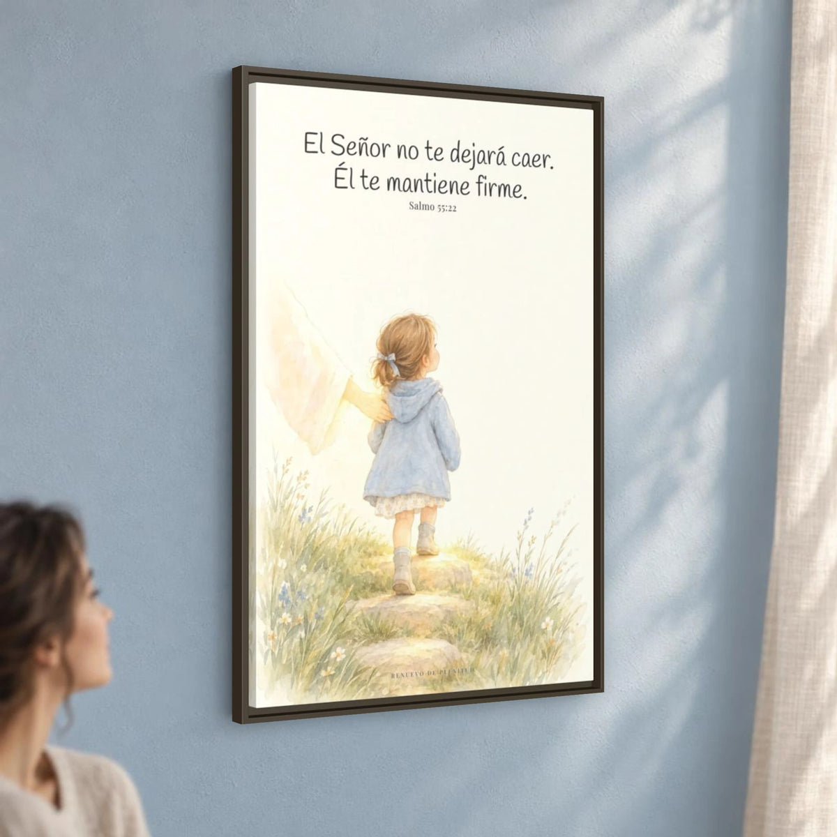 El Señor no te dejará caer — Lienzo Cristiano Enmarcado | Salmo 55:22 — 24×36 pulgadas, marco espresso, vista angular ambiental del marco flotante, escala física calibrada