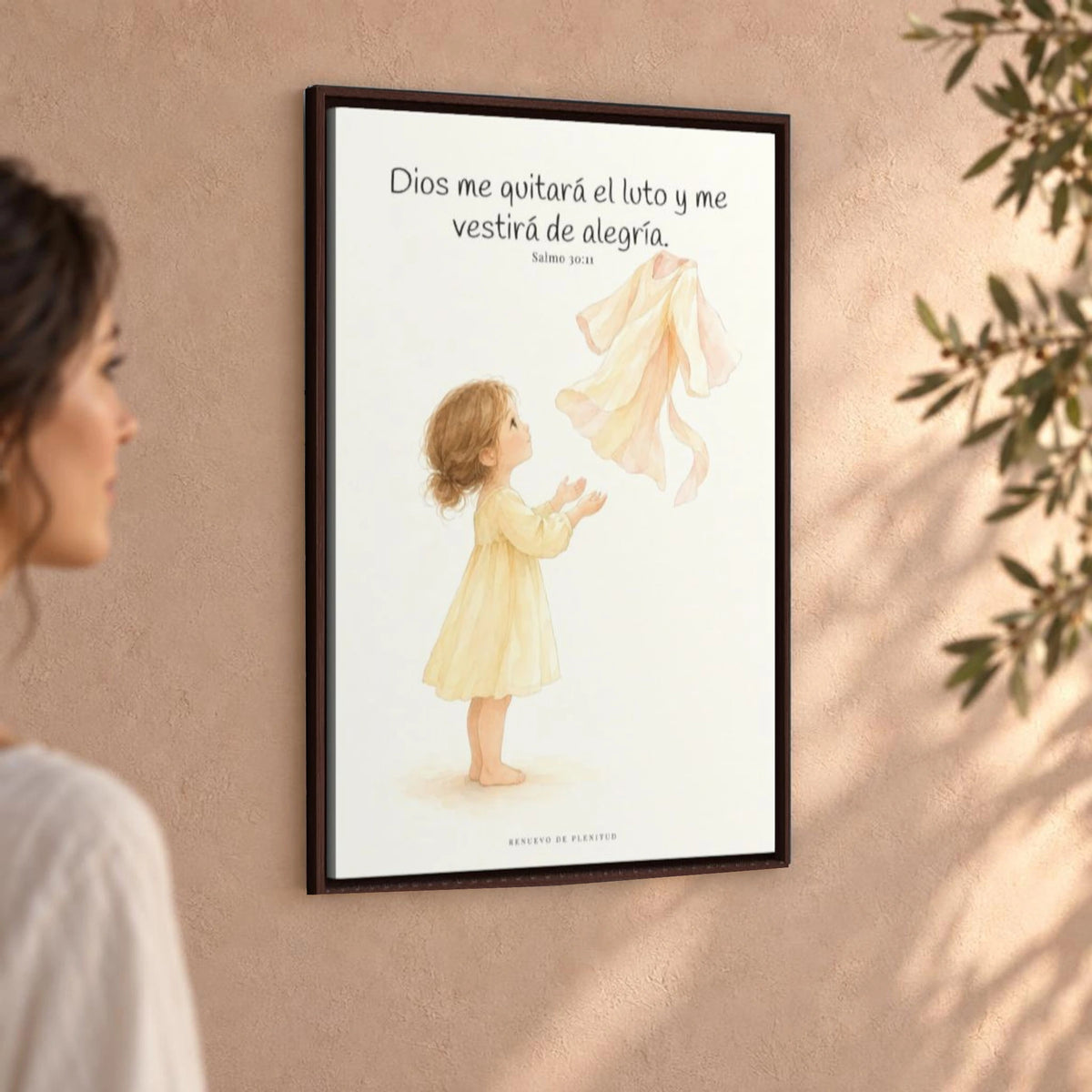 Dios me vestirá de alegría | Cuadro cristiano enmarcado | Salmo 30:11 — 24×36 pulgadas, marco espresso, vista angular ambiental del marco flotante, escala física calibrada