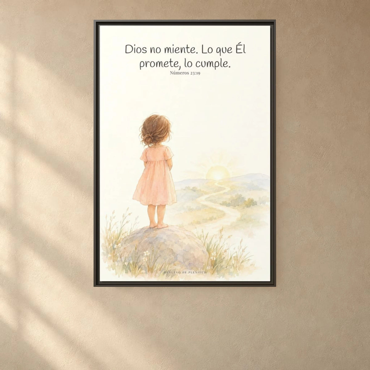 Dios no miente: sus promesas siempre se cumplen — Lienzo Cristiano Enmarcado | Números 23:19 — 24×36 pulgadas, marco espresso, vista frontal ambiental, escala física calibrada