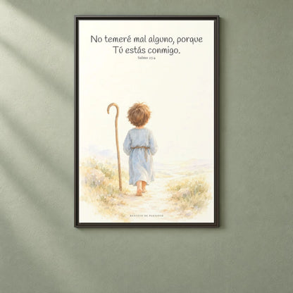 Aunque ande en valle de sombra, Tú estás conmigo — Lienzo Cristiano Enmarcado | Salmo 23:4 — 24×36 pulgadas, marco espresso, vista frontal ambiental, escala física calibrada