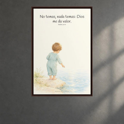 Dios me da valor cuando tiemblo | Arte bíblico para pared | Isaías 41:10 — 24×36 pulgadas, marco espresso, vista frontal ambiental, escala física calibrada