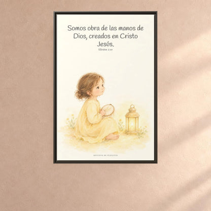 Somos obra de las manos de Dios — Lienzo Cristiano Enmarcado | Efesios 2:10 — 24×36 pulgadas, marco espresso, vista frontal ambiental, escala física calibrada