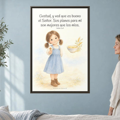 Gustad, y ved que es bueno Jehová — Lienzo Cristiano Enmarcado | Salmo 34:8 — 24×36 pulgadas, marco espresso, vista frontal ambiental, escala física calibrada