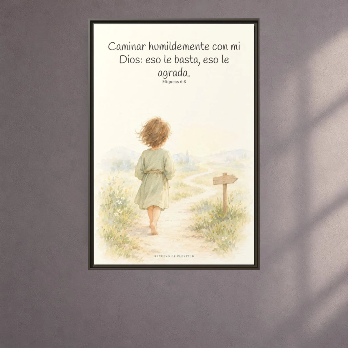 Caminar con Dios es suficiente — Lienzo Cristiano Enmarcado | Miqueas 6:8 — 24×36 pulgadas, marco espresso, vista frontal ambiental, escala física calibrada