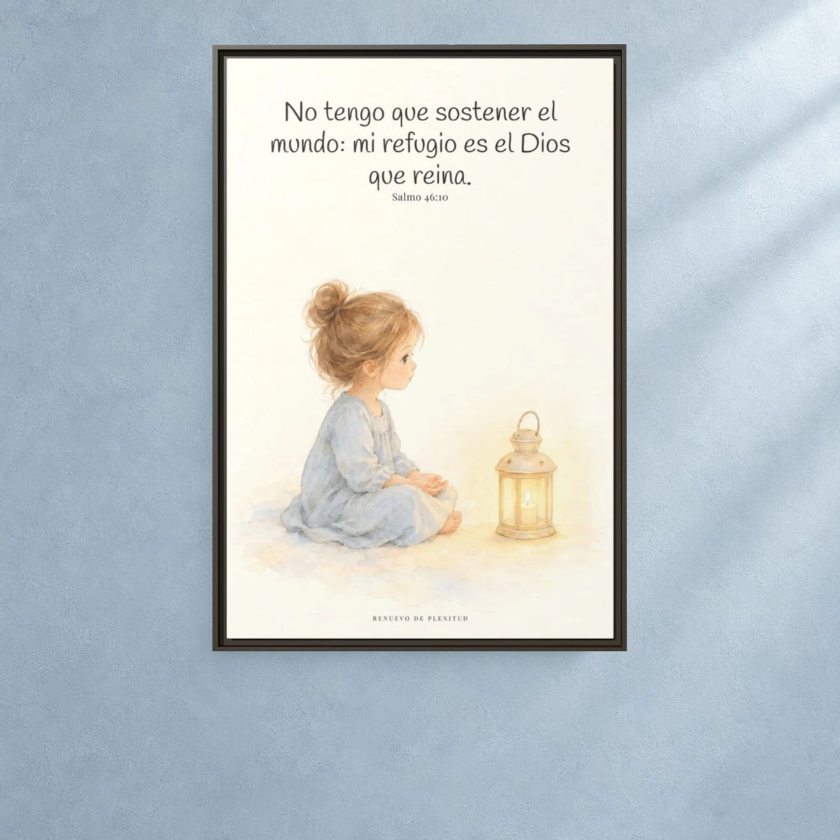 El Señor de los ejércitos está con nosotros — Lienzo Cristiano Enmarcado | Salmo 46:10 — 24×36 pulgadas, marco espresso, vista frontal ambiental, escala física calibrada