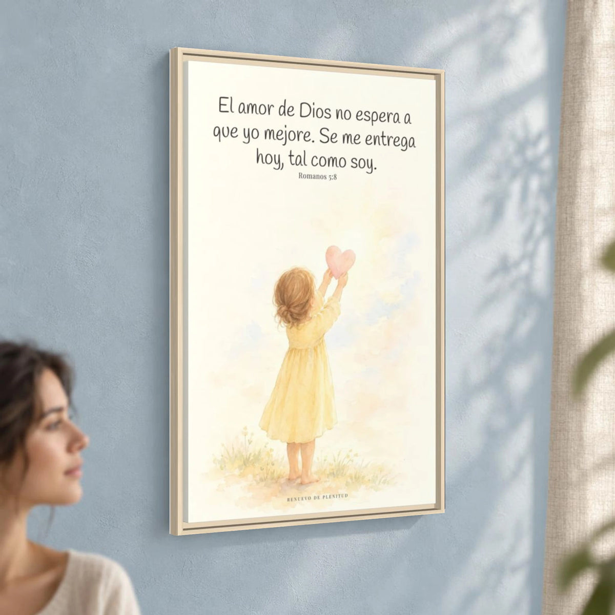 Dios demuestra su amor para conmigo — Lienzo Cristiano Enmarcado | Romanos 5:8 — 24×36 pulgadas, marco natural, vista angular ambiental del marco flotante, escala física calibrada