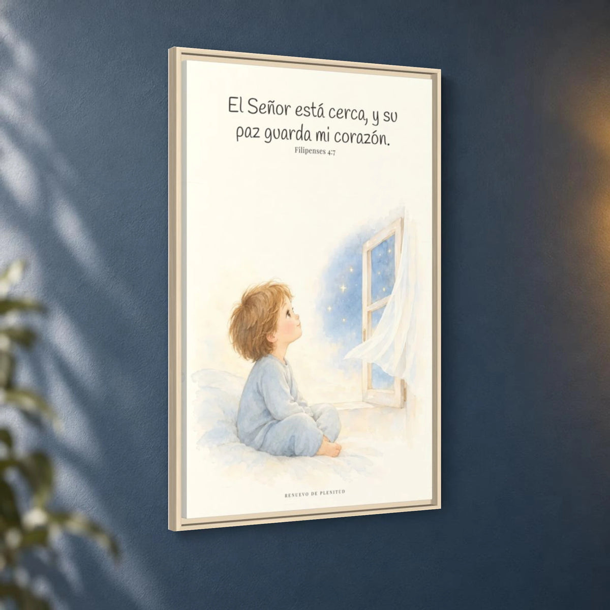 El Señor está cerca de mí | Lienzo bíblico para el hogar | Filipenses 4:7 — 24×36 pulgadas, marco natural, vista angular ambiental del marco flotante, escala física calibrada