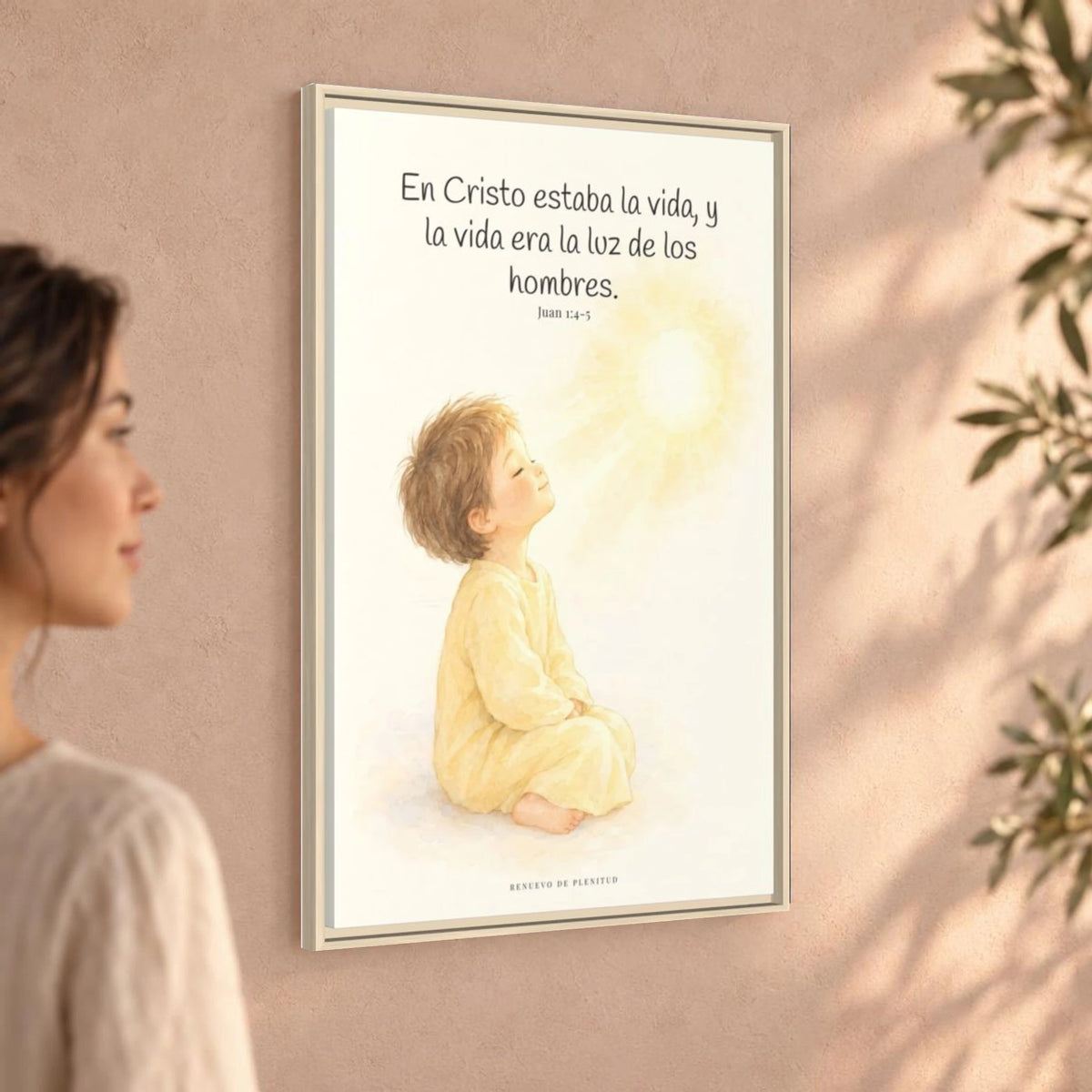 En Cristo está la vida que ilumina a todos | Cuadro de fe enmarcado | Juan 1:4-5 — 24×36 pulgadas, marco natural, vista angular ambiental del marco flotante, escala física calibrada