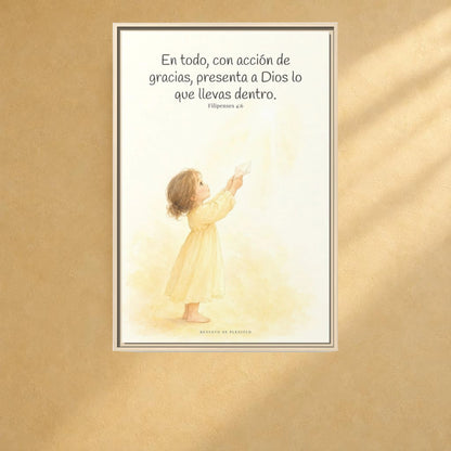 Con acción de gracias, presenta todo a Dios — Lienzo Cristiano Enmarcado | Filipenses 4:6 — 24×36 pulgadas, marco natural, vista frontal ambiental, escala física calibrada