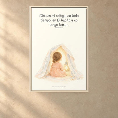 Dios es mi refugio en todo tiempo — Lienzo Cristiano Enmarcado | Salmo 62:6 — 24×36 pulgadas, marco natural, vista frontal ambiental, escala física calibrada