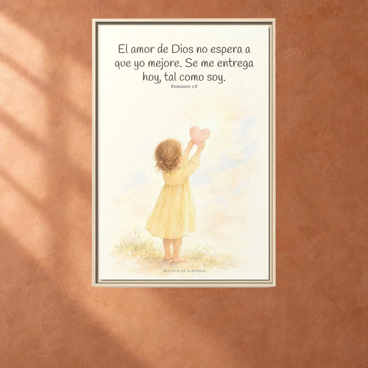 Dios demuestra su amor para conmigo — Lienzo Cristiano Enmarcado | Romanos 5:8 — 24×36 pulgadas, marco natural, vista frontal ambiental, escala física calibrada