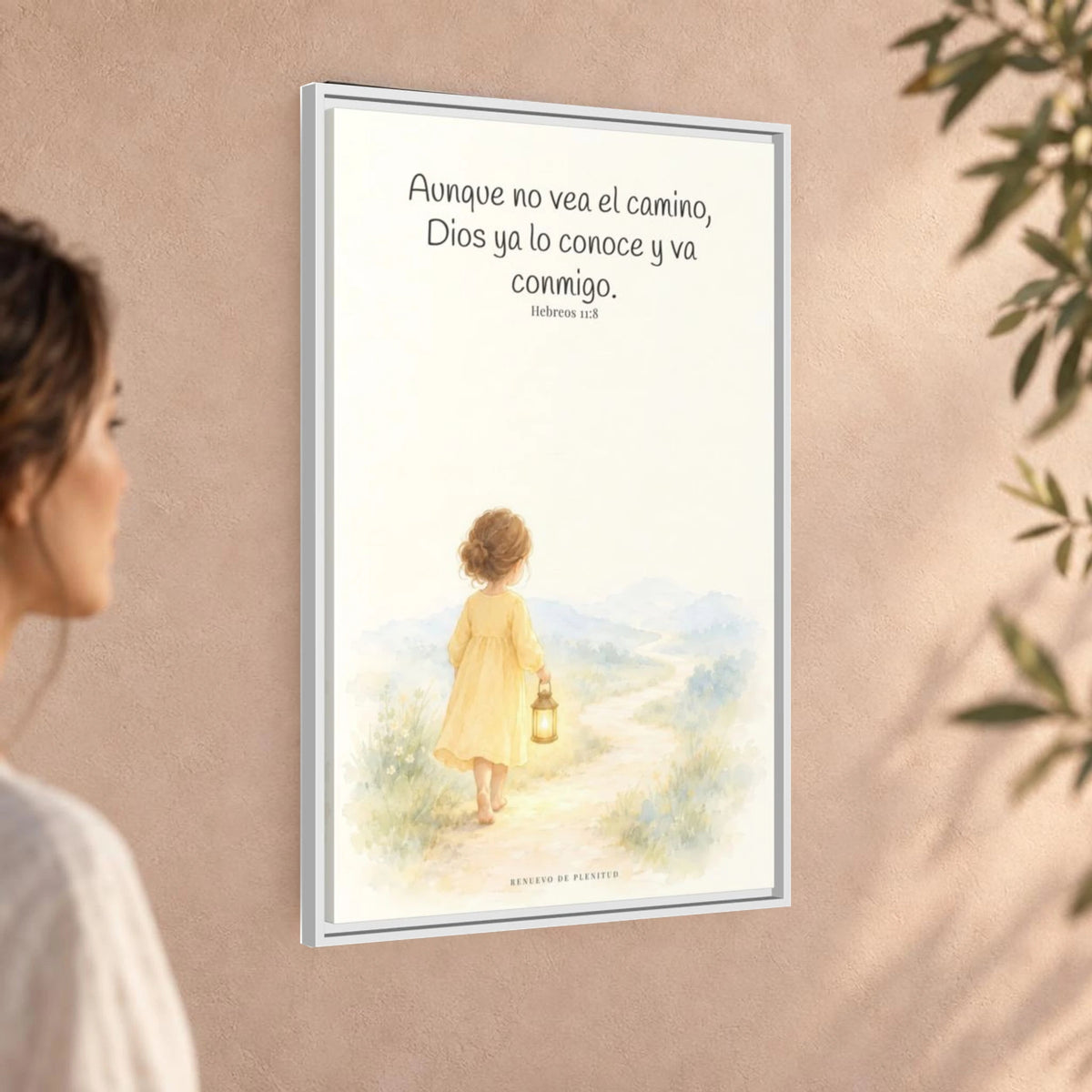 Dios va conmigo aunque no vea el camino — Lienzo Cristiano Enmarcado | Hebreos 11:8 — 24×36 pulgadas, marco blanco, vista angular ambiental del marco flotante, escala física calibrada