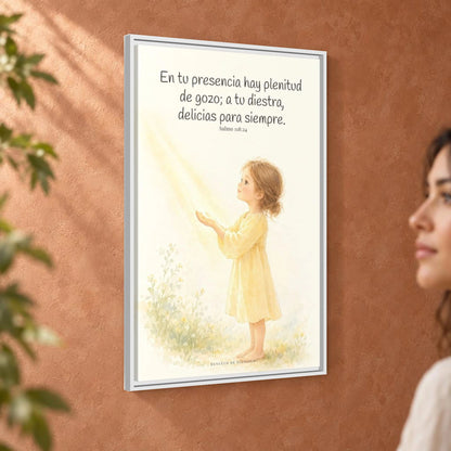En la presencia de Jehová hay plenitud de gozo — Lienzo Cristiano Enmarcado | Salmo 118:24 — 24×36 pulgadas, marco blanco, vista angular ambiental del marco flotante, escala física calibrada