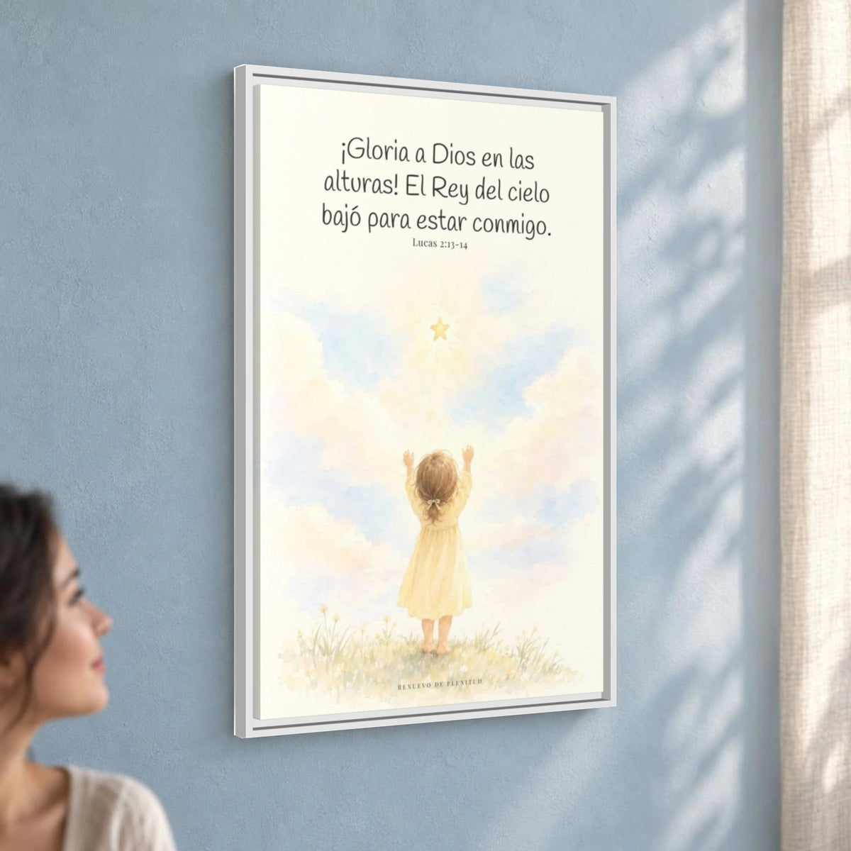 Gloria a Dios en las alturas — Lienzo Cristiano Enmarcado | Lucas 2:13-14 — 24×36 pulgadas, marco blanco, vista angular ambiental del marco flotante, escala física calibrada