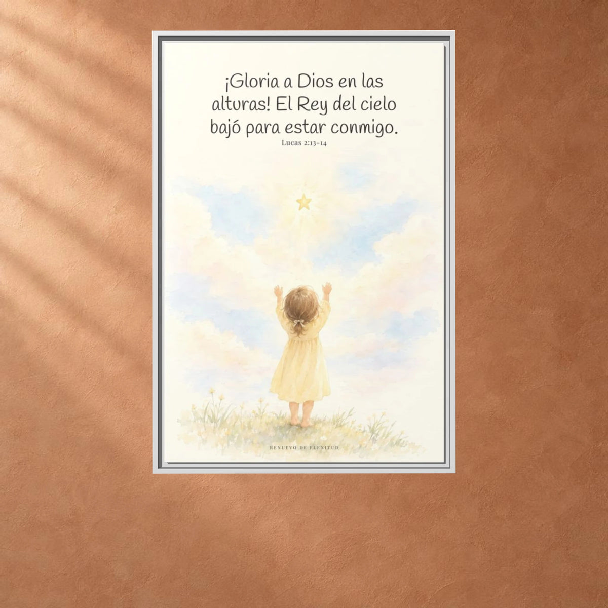 Gloria a Dios en las alturas — Lienzo Cristiano Enmarcado | Lucas 2:13-14 — 24×36 pulgadas, marco blanco, vista frontal ambiental, escala física calibrada
